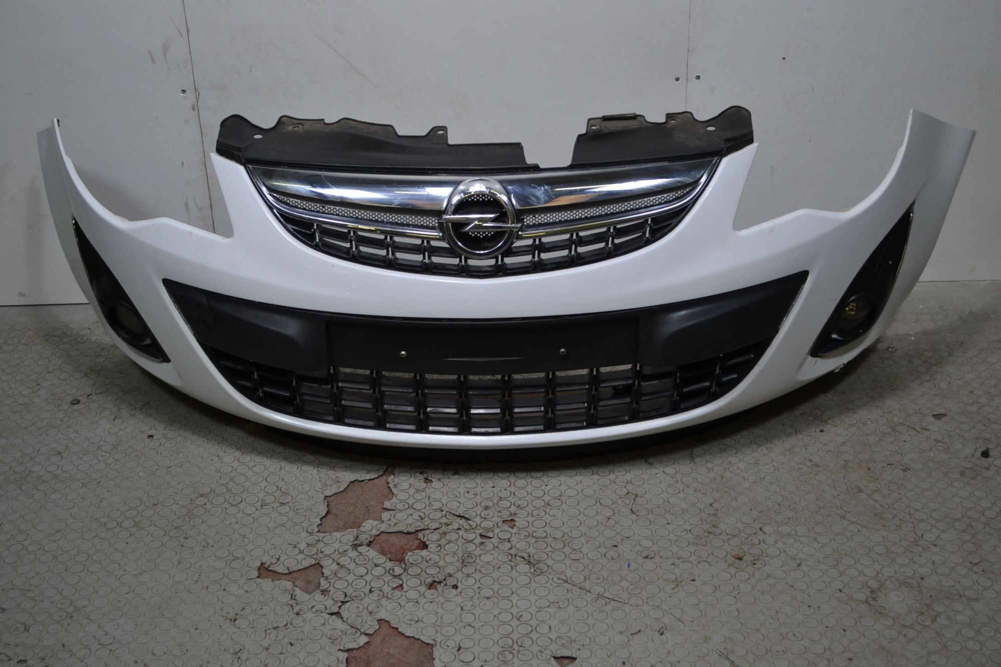 Paraurti Anteriore Opel Corsa D dal 2010 al 2014  1698767980452