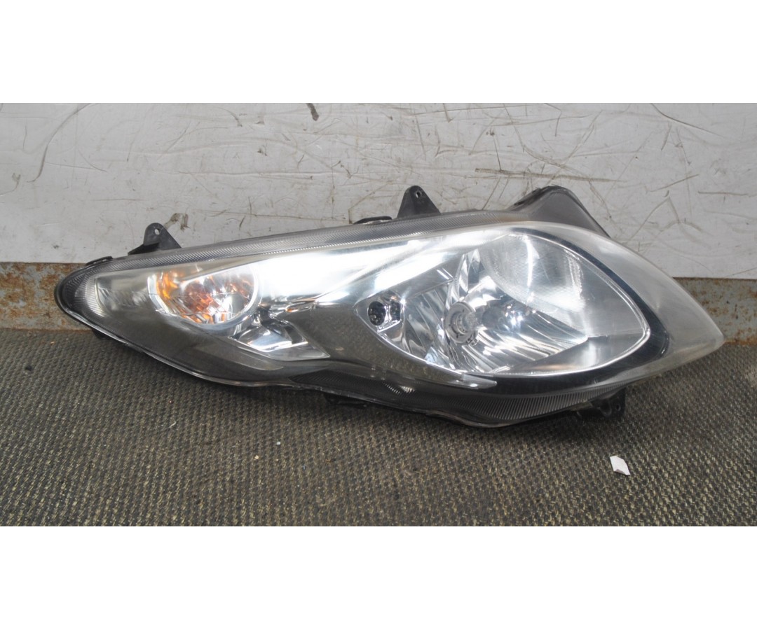 Faro fanale anteriore DX Suzuki Burgman 400 dal 2012 al 2016 cod: 100-59142  2411111143735