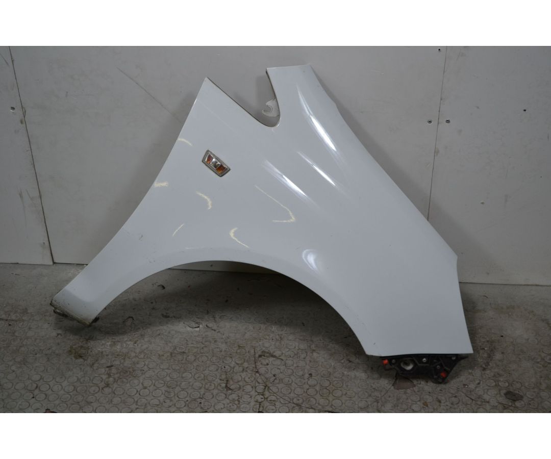 Parafango anteriore destro DX Opel Corsa D Dal 2006 al 2014 Colore bianco  1698925825151