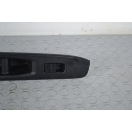 Pulsantiera Alzacristalli Anteriore DX Toyota Yaris XP13 dal 2010 al 2023 Cod 74231-0d690  1699005426299