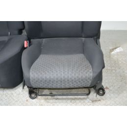 Tappezzeria in tessuto Toyota Yaris III p13 Benzina 69 CV / 51 kW Dal 2010 al 2023  1699008970638