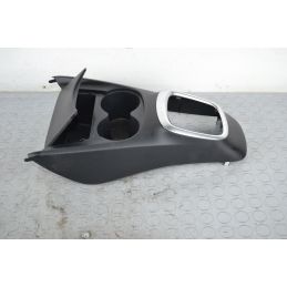 Rivestimento Leva Cambio Toyota Yaris III P13 dal 12/2010 in poi Cod 58821-0d080  1699012398619
