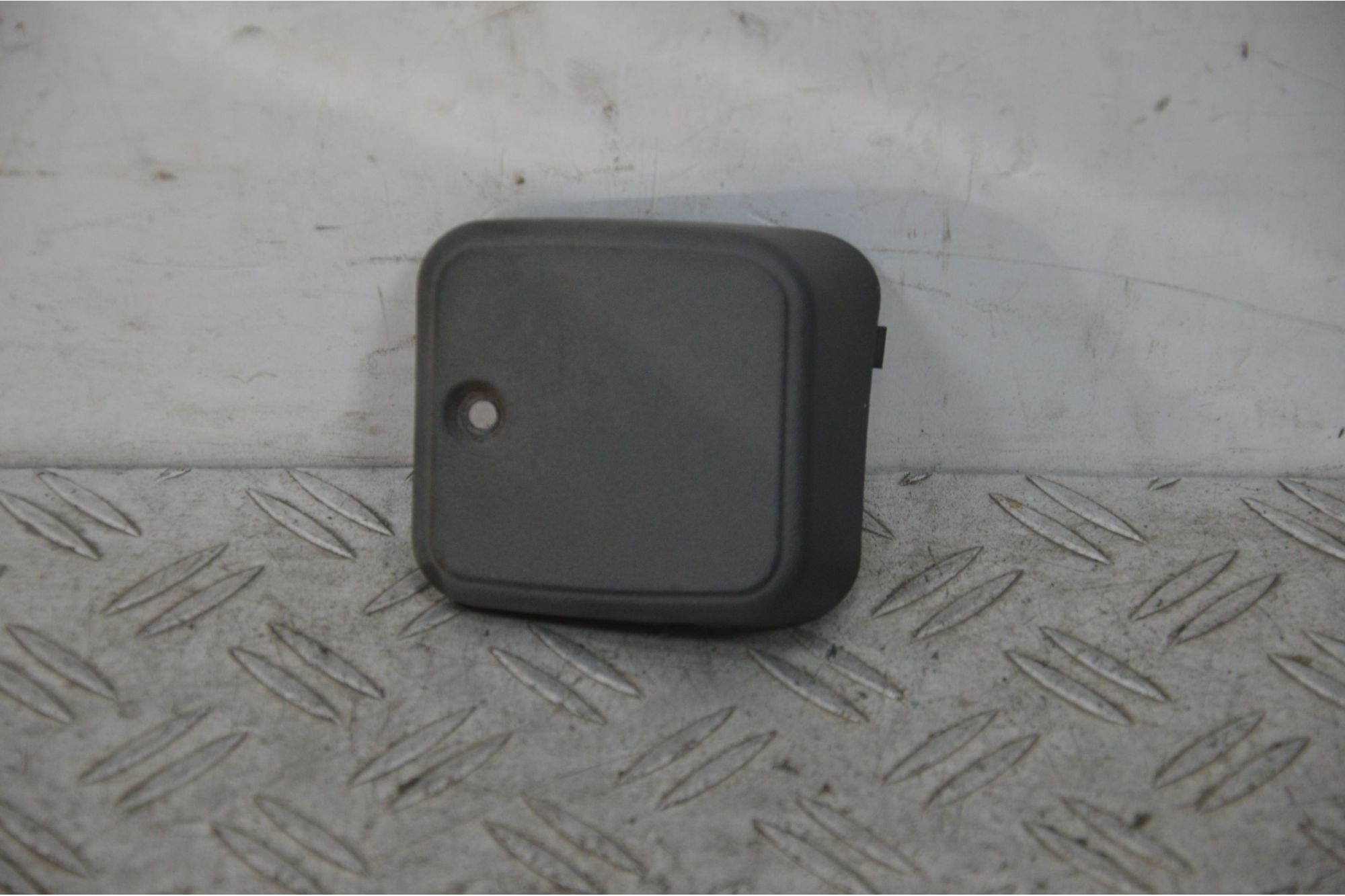 Carena Coperchio Pompa Freno Piaggio MP3 300 Hybrid dal 2010 al 2016 COD Piaggio 623163  1699370682214