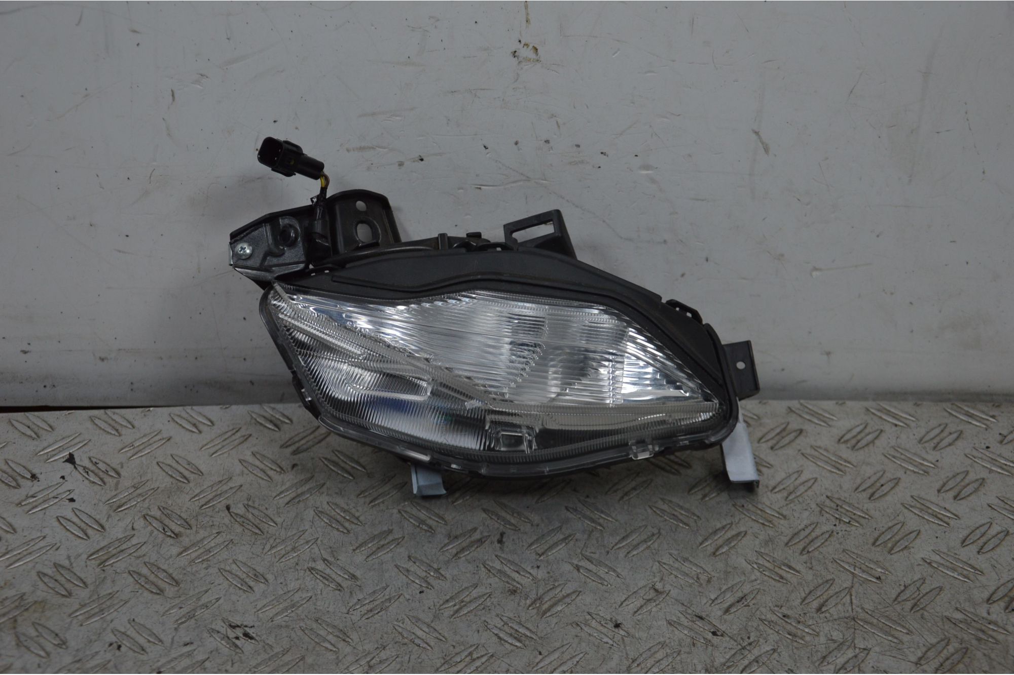 Freccia Anteriore Sinistra Honda SH 350 Dal 2021 al 2023 COD 33450-K0R-V01  1699439305757