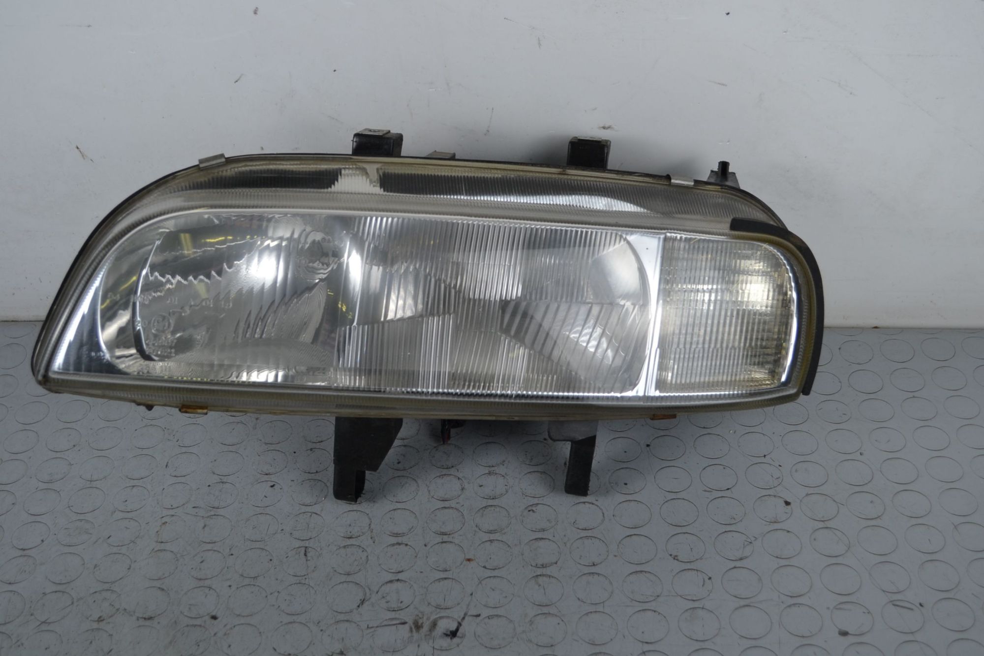 Faro Anteriore SX Rover 600 dal 1993 al 1999 Cod 236113-00  1699523417786