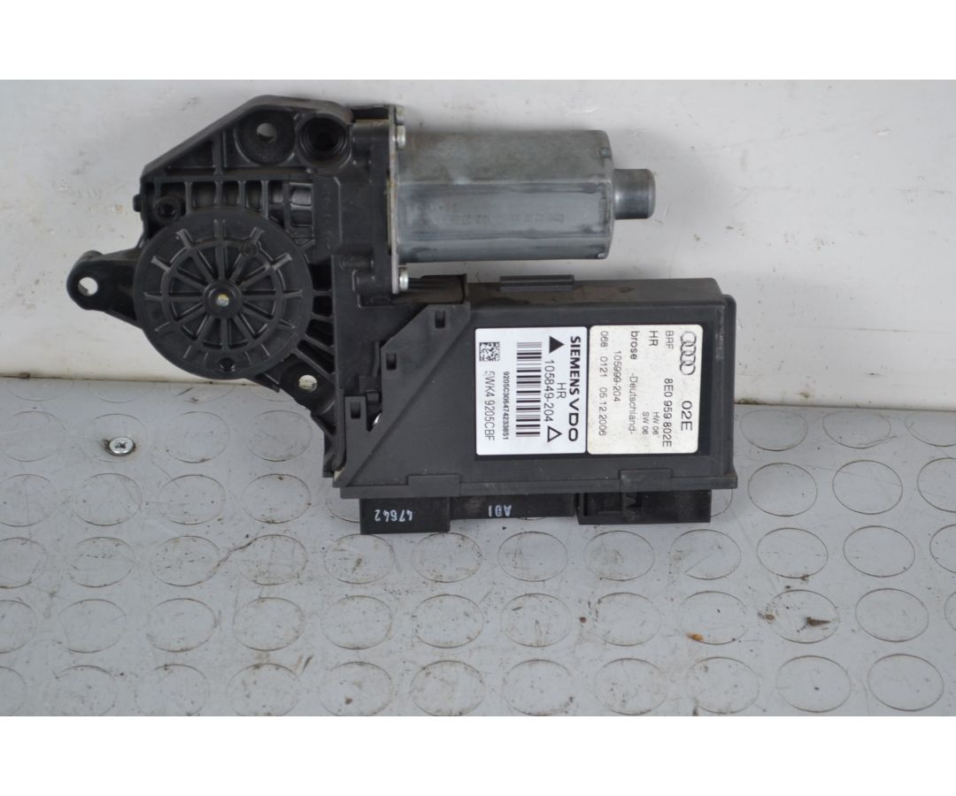 Motorino Alzacristalli Posteriore DX Audi A4 B7 dal 2004 al 2009 Cod 8e0959802e  1699604938681