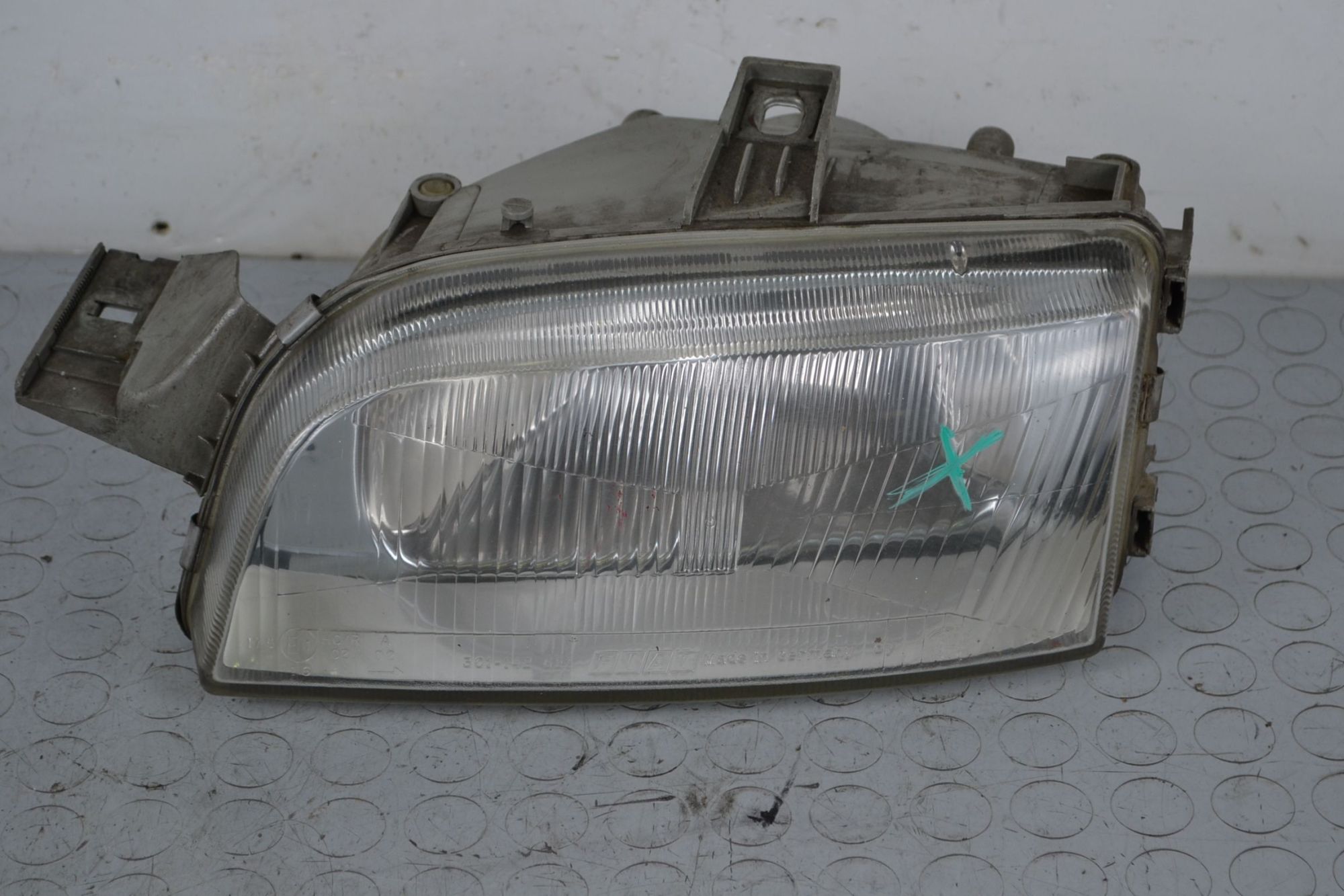 Faro Anteriore SX Fiat Punto 176 dal 1993 al 1999 Cod 46402650  1699632317373