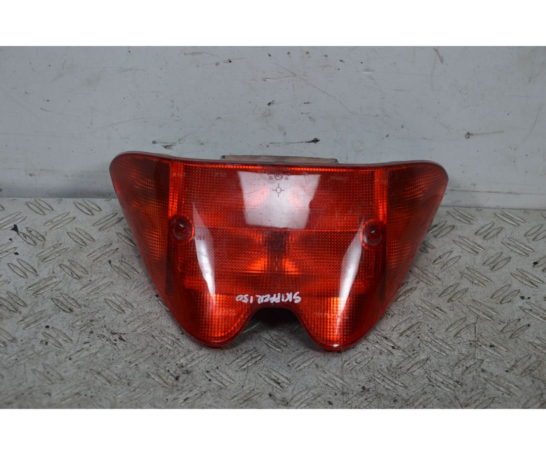 Fanale Stop Posteriore Piaggio Skipper 150 4T Dal 2000 Al 2004 1700056176689 Fanale Stop Posteriore Piaggio Skipper 150 4T Dal 2000 Al 2004 1700056176689