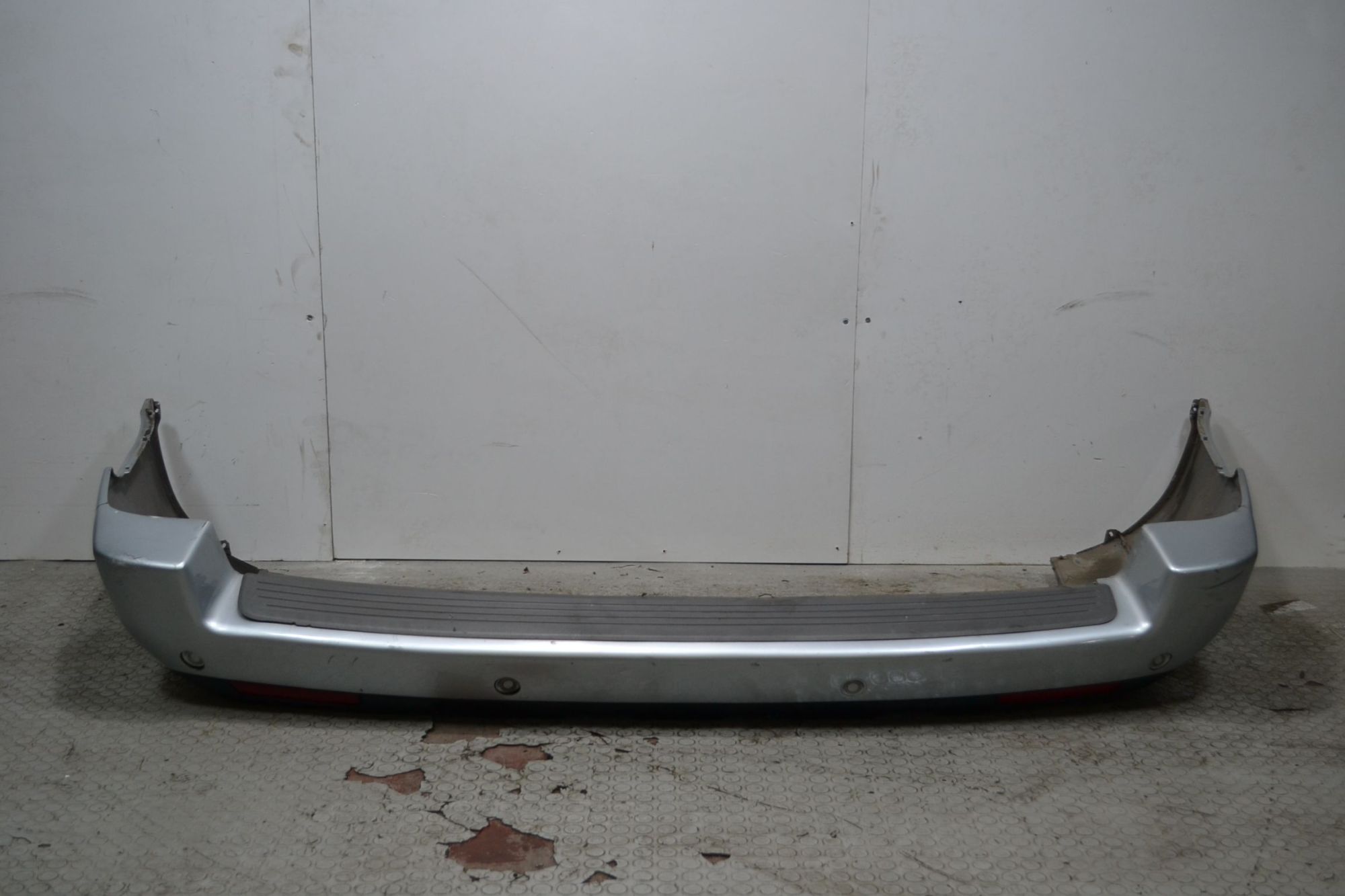 Paraurti posteriore Land Rover Range Rover III Dal 2006 al 2012 Cod colore 798  3.6 D 4x4 Diesel 272 CV / 200 kW  1700063795651