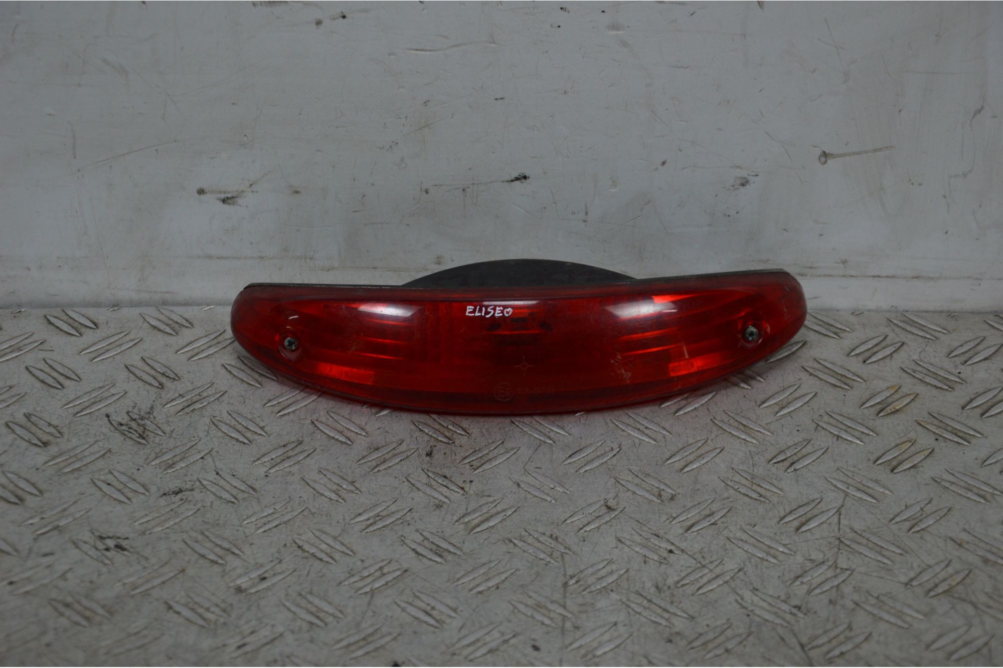Fanale Stop Posteriore Peugeot Elyseo 125 dal 1999 al 2002  1700126024575
