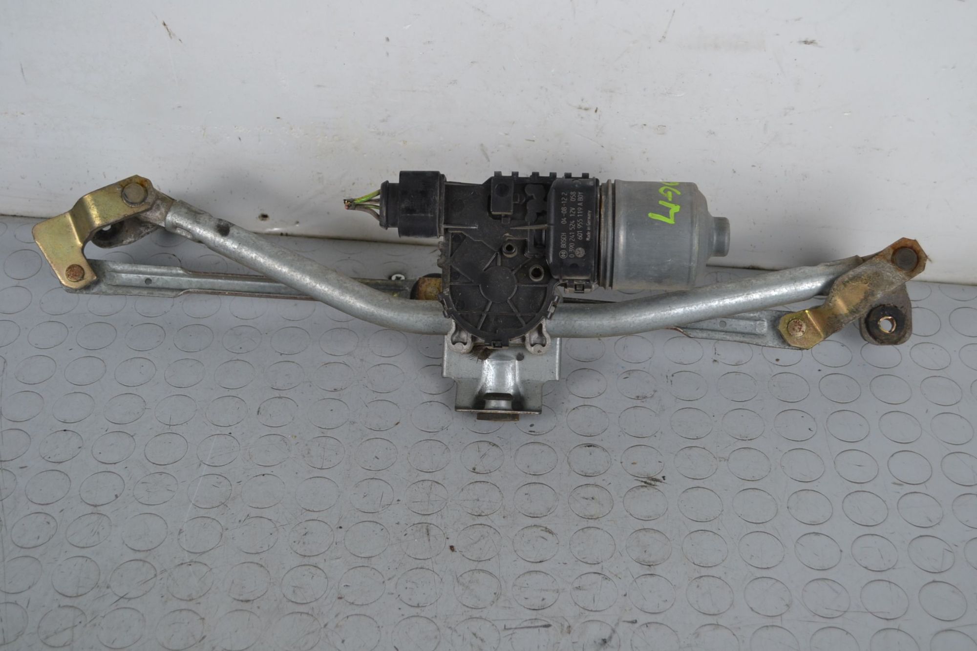 Motorino Tergicristalli Anteriore Volkswagen Polo IV 9N dal 2001 al 2005 Cod 6q1955023e  1700210089817
