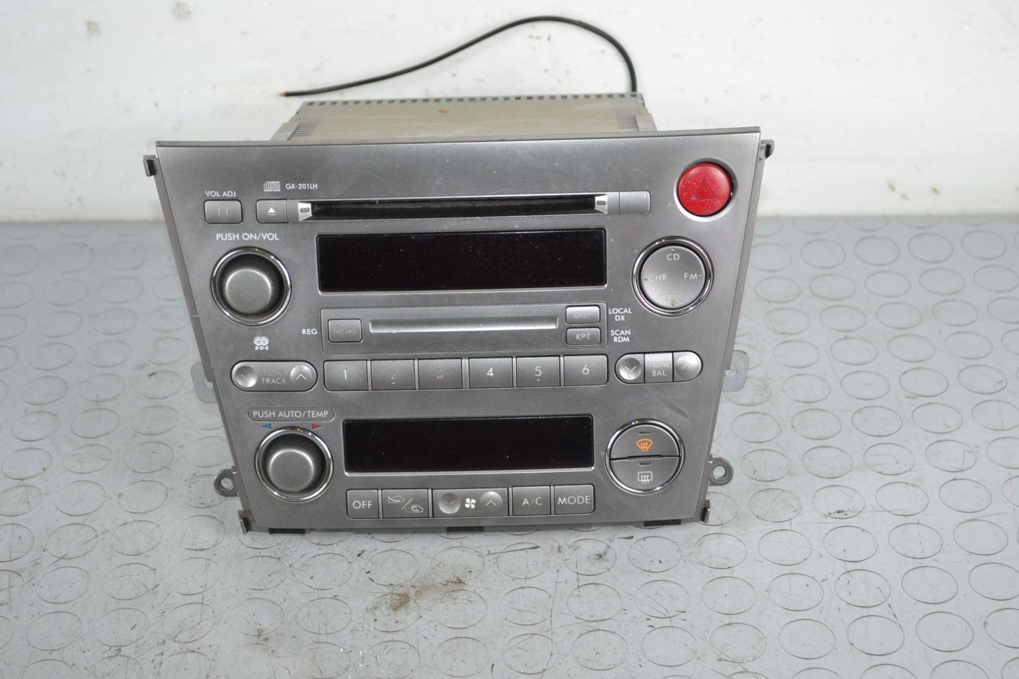 Autoradio + Controllo Comando Clima Subaru Legacy IV SW BP dal 2005 al 2009 Cod 86201ag430 Cod Motore EJ204  1700643213902