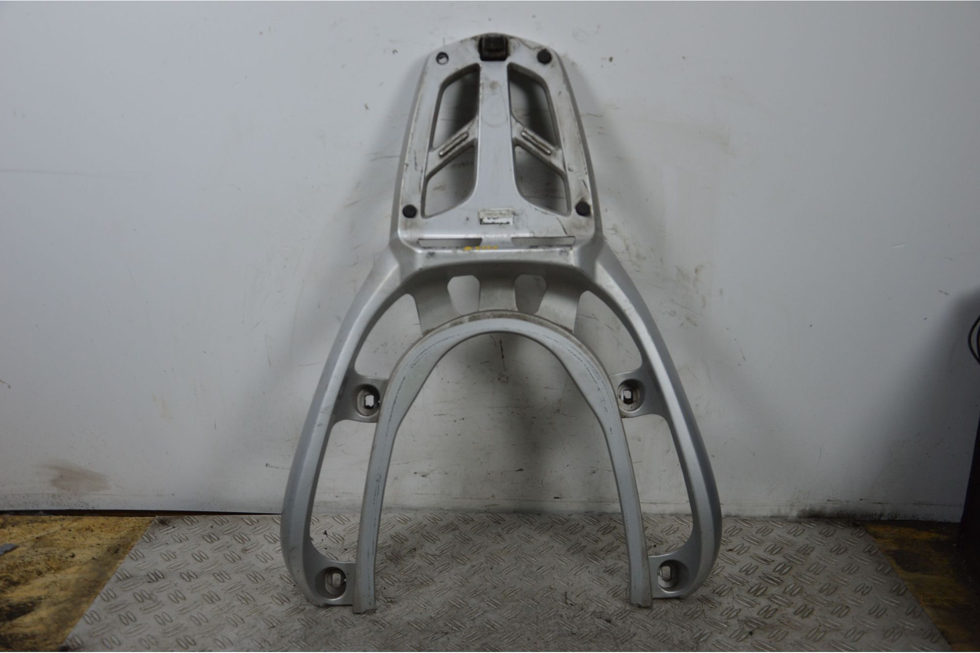 Maniglione Portapacchi posteriore Yamaha X-City Xcity 250 dal 2006 al 2016  1700649144484