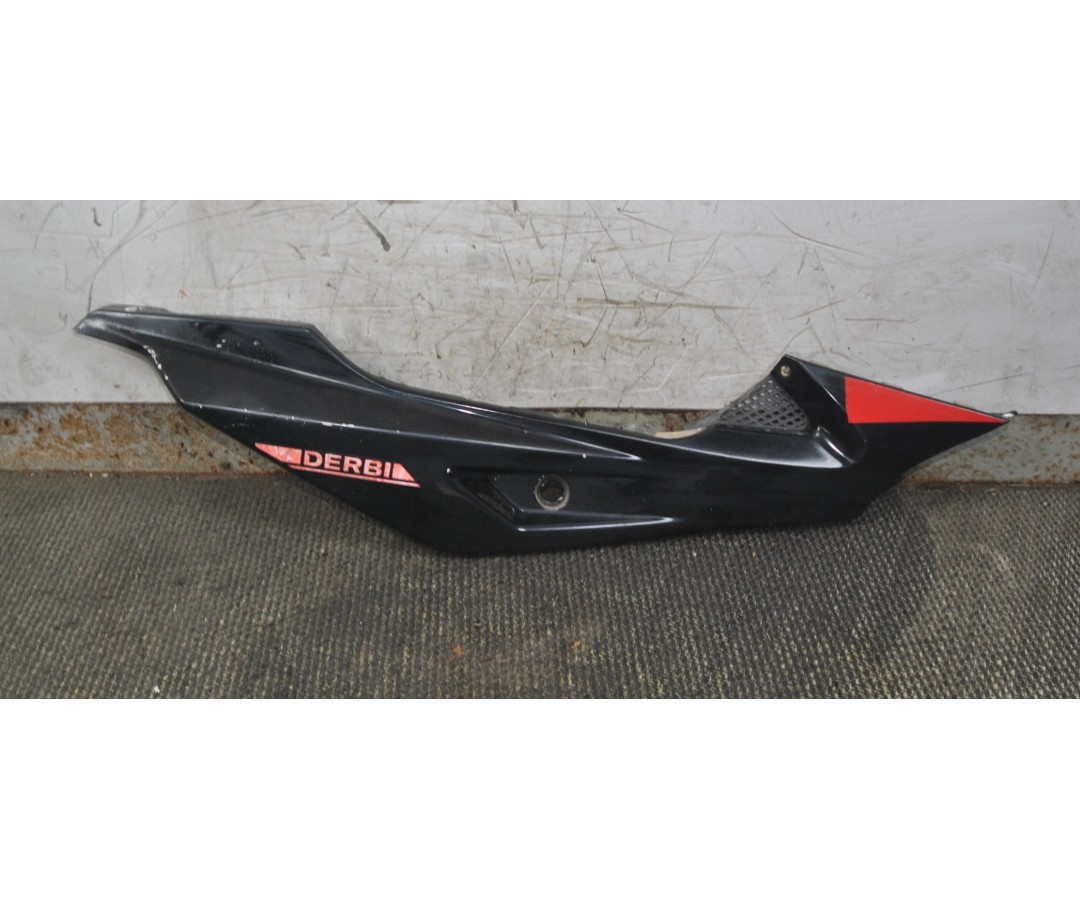 Carena Fianchetto Serbatoio Destro Dx Aprilia Piaggio Malaguti Derbi 125 dal 2005 al 2015 cod 863514  2411111145654