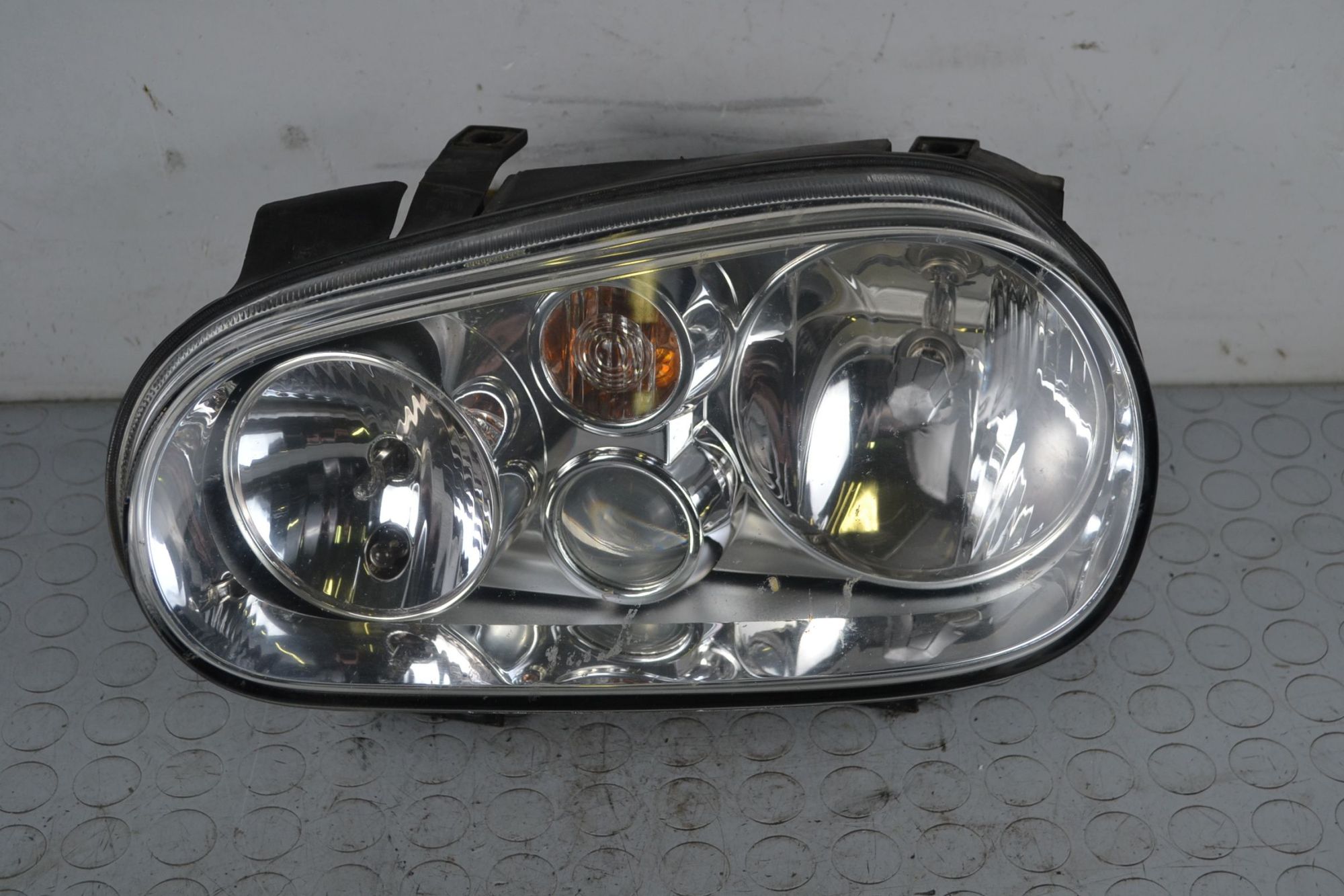 Faro fanale anteriore SX Volkswagen Golf IV 1J1 Dal 1997 al 2005 Cod 1J1941015C Cod motore AGN  1700746406409