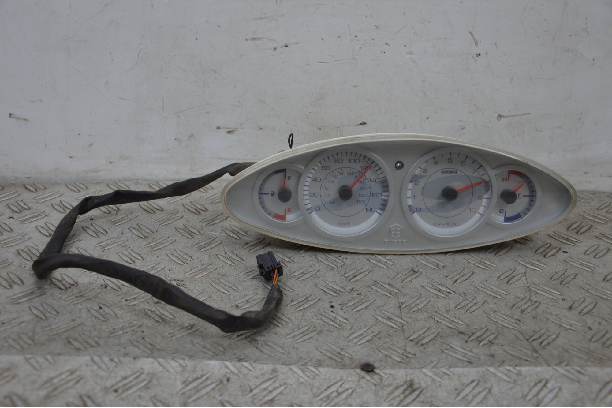 Strumentazione Contachilometri Piaggio X9 500 Dal 1999 al 2002  1701254988326