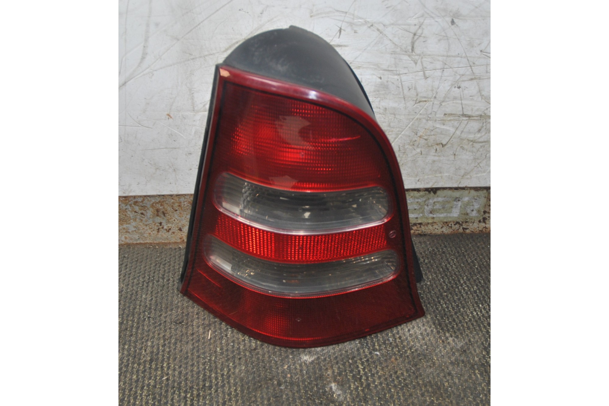 Fanale stop posteriore Sinistro Sx Mercedes Classe A W168 dal 2001 al 2004 Cod A1688202964  2411111146095