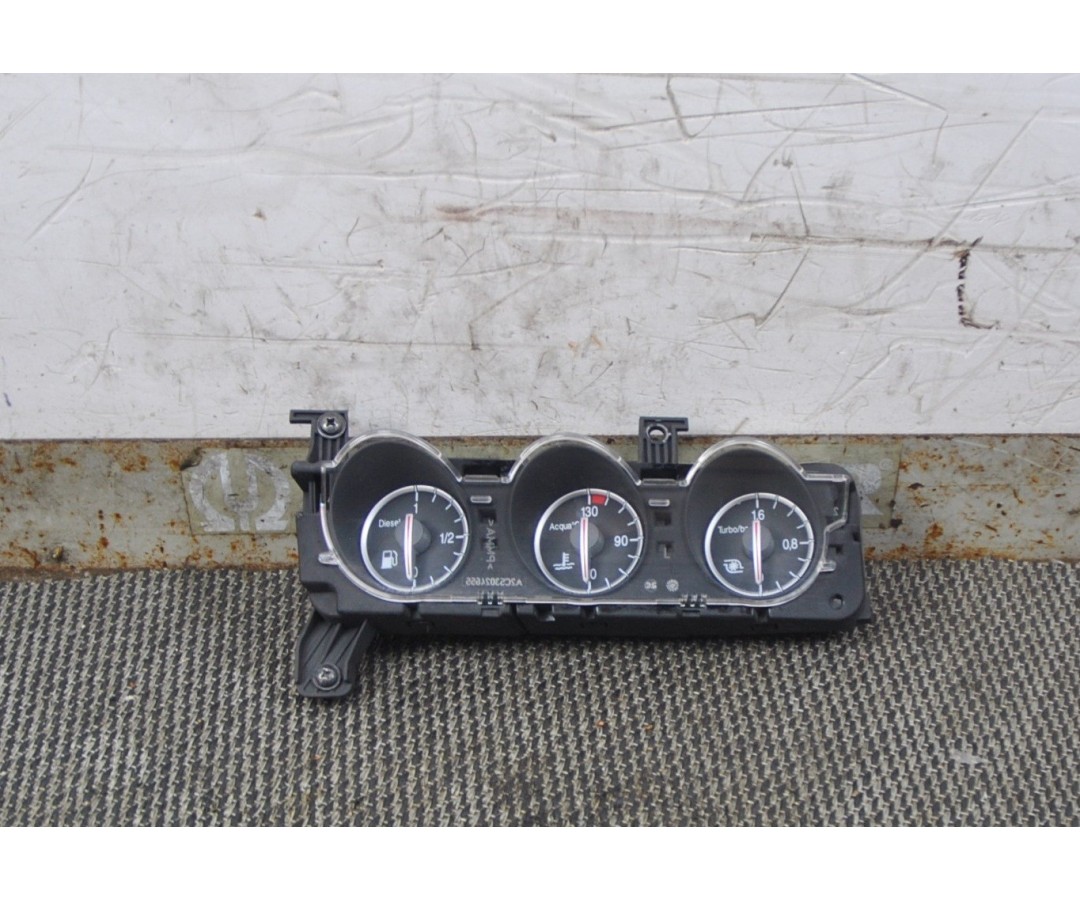 Quadro strumenti indicatori centrale Alfa Romeo 159 dal 2001 al 2010 cod : 60696626 Quadro strumenti indicatori centrale Alfa Romeo 159 dal 2001 al 2010 cod : 60696626