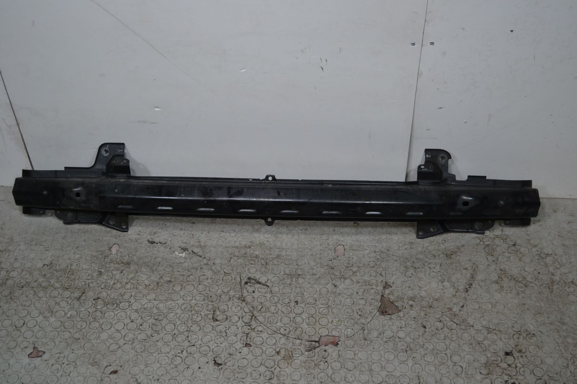 Traversa Rinforzo Paraurti Anteriore Volkswagen Golf 1J1 dal 08/1997 al 06/2005 Cod 1j0806636 Cod Motore AGN  1701679505139