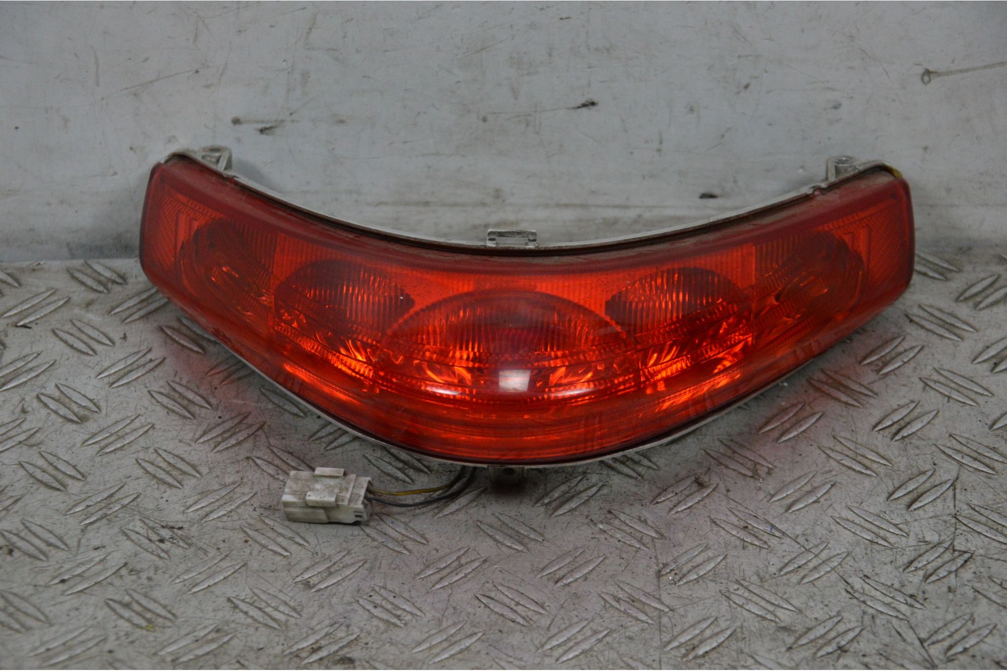 Fanale Stop Posteriore Piaggio Carnaby Cruiser 300 ie dal 2008 al 2013  1702309459488