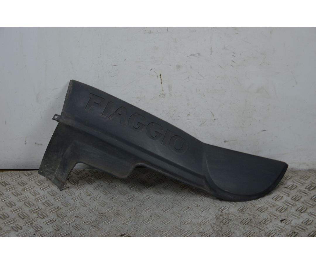 Carena Sottopedana Sinistra Sx Piaggio Carnaby Cruiser 300 ie dal 2008 al 2013 1702374349356 Carena Sottopedana Sinistra Sx Piaggio Carnaby Cruiser 300 ie dal 2008 al 2013 1702374349356