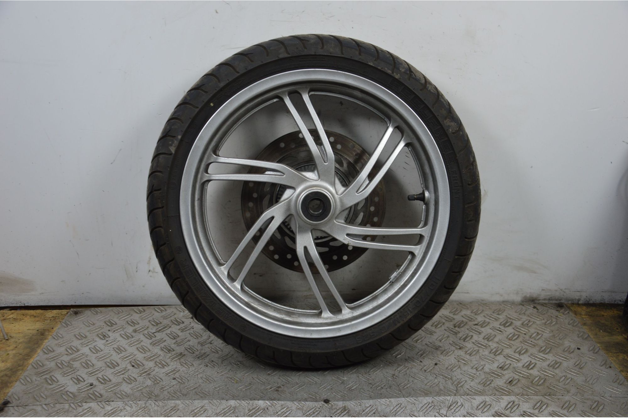 Cerchio Anteriore Honda SH 350 Dal 2021 al 2024  1702639765914