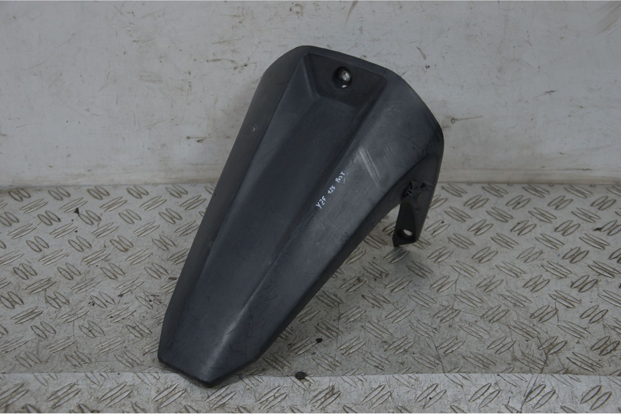 Carena Parafango Posteriore Yamaha YZF 125 Dal 2008 Al 2014  1703064551554