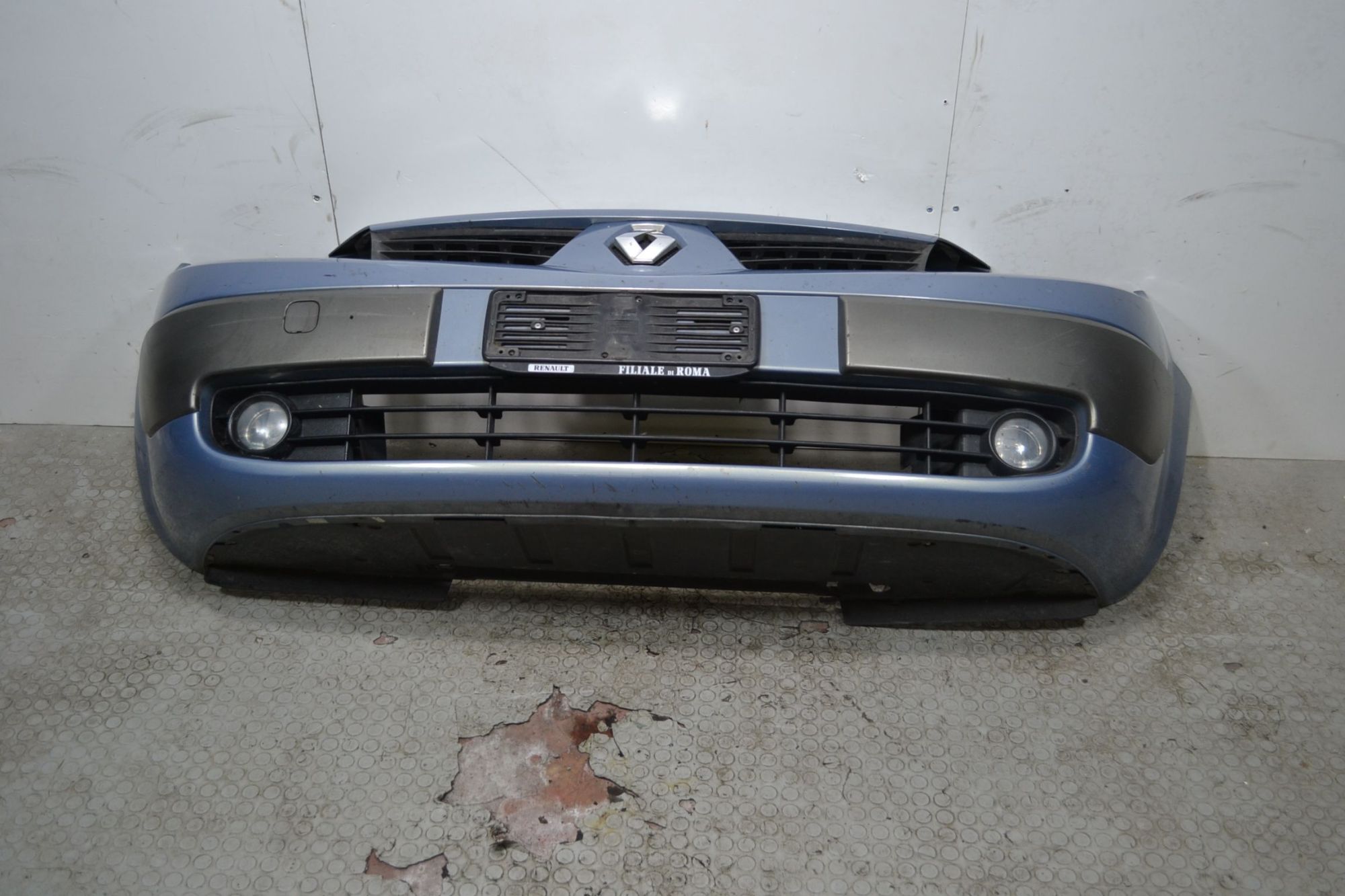 Paraurti Anteriore Renault Scenic II dal 2003 al 2006 OE 7701474769  1703087362779