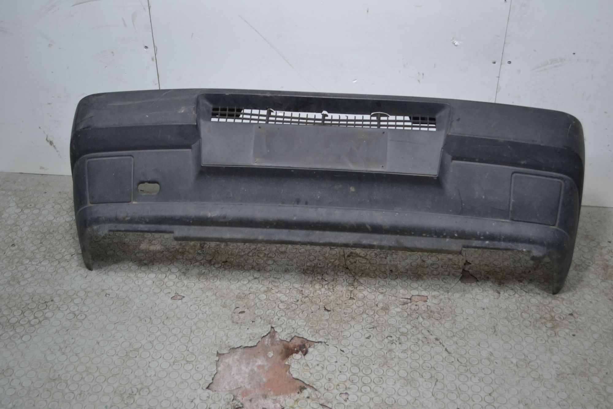 Paraurti Anteriore Fiat Uno dal 1983 al 1995 OE 181507780  1703148497396