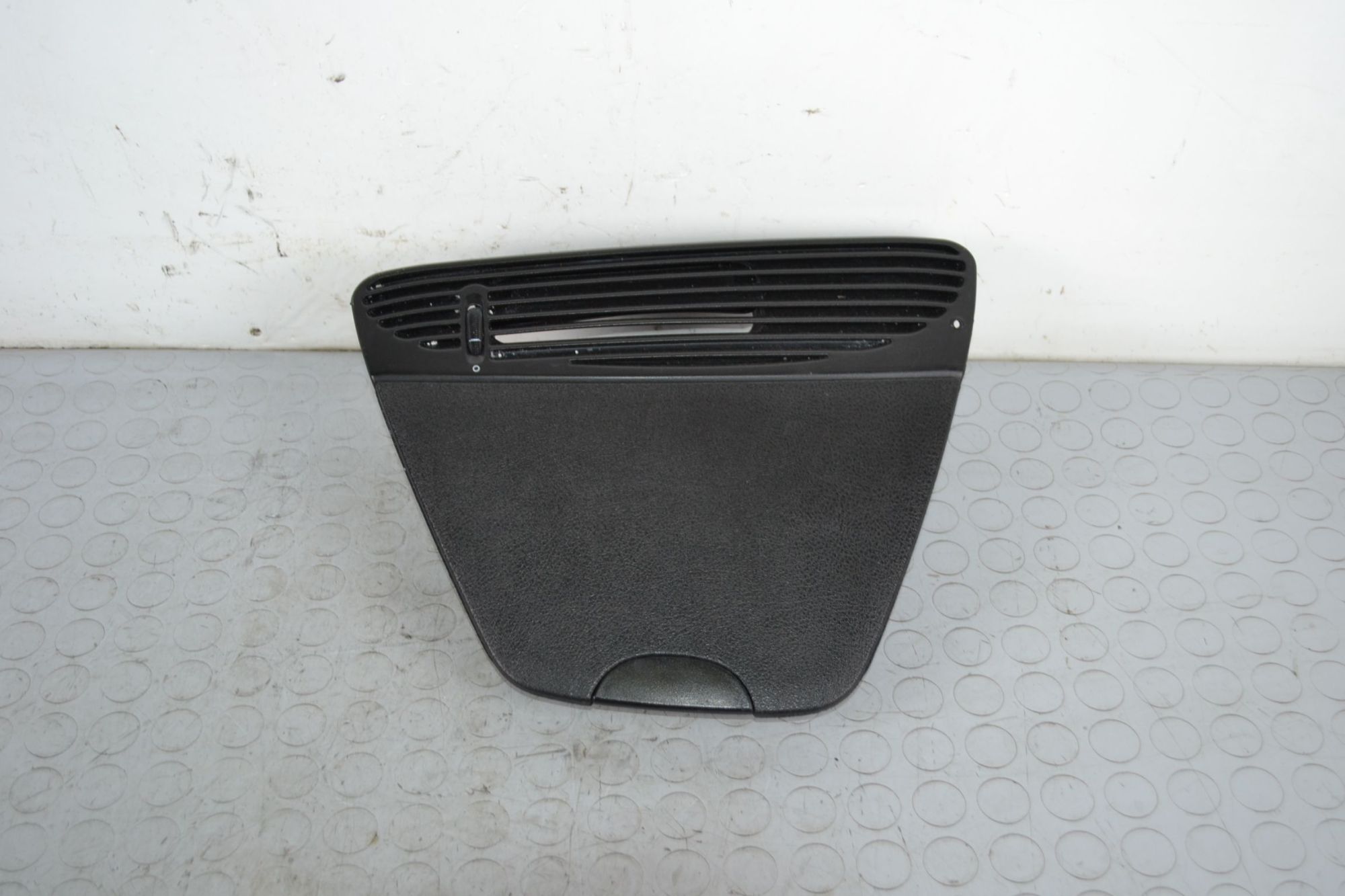 Griglia diffusore centrale plancia superiore Alfa Romeo 166 Dal 1998 al 2004 2.0 16V Twin spark  1703694291455