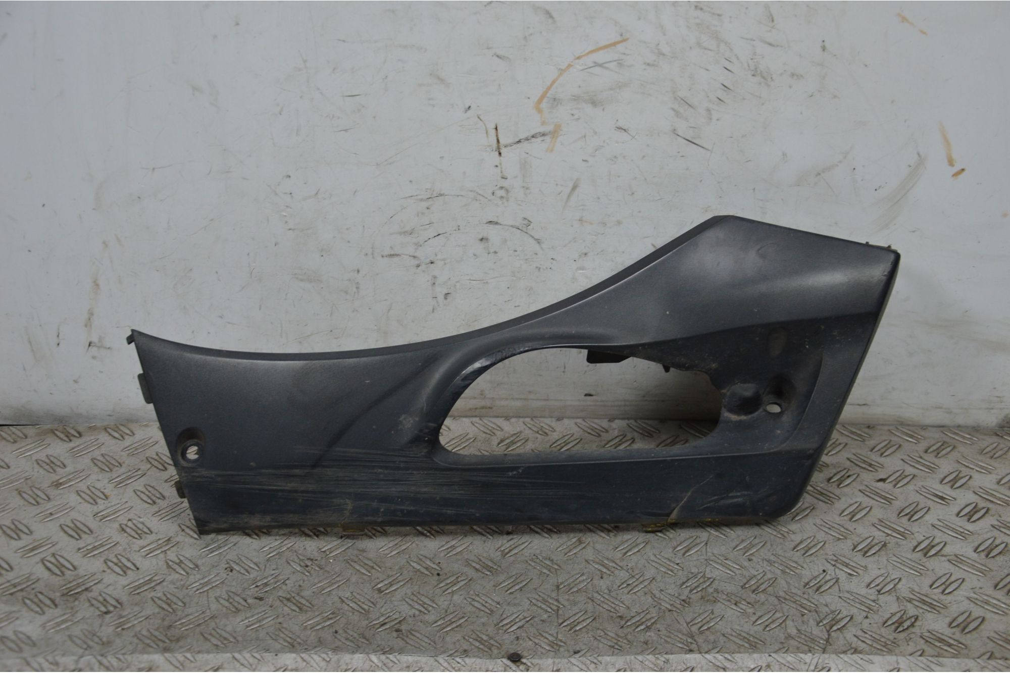 Carena Sottopedana Destra Dx Honda Sh 300 Dal 2006 al 2010  1703778172182