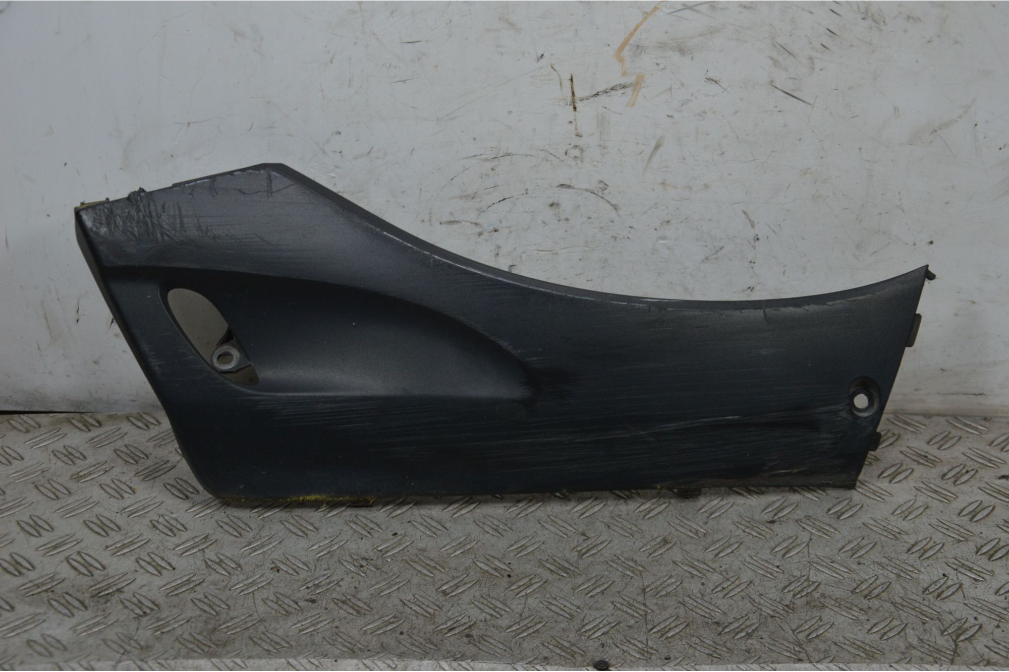 Carena Sottopedana destra dx Honda Sh 300 Dal 2006 al 2010  1703778354106