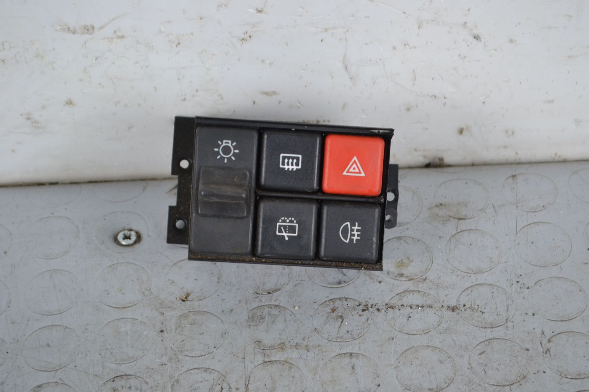 Pulsantiera comando luci Fiat Panda 141 Dal 1980 al 2003  1703779933898