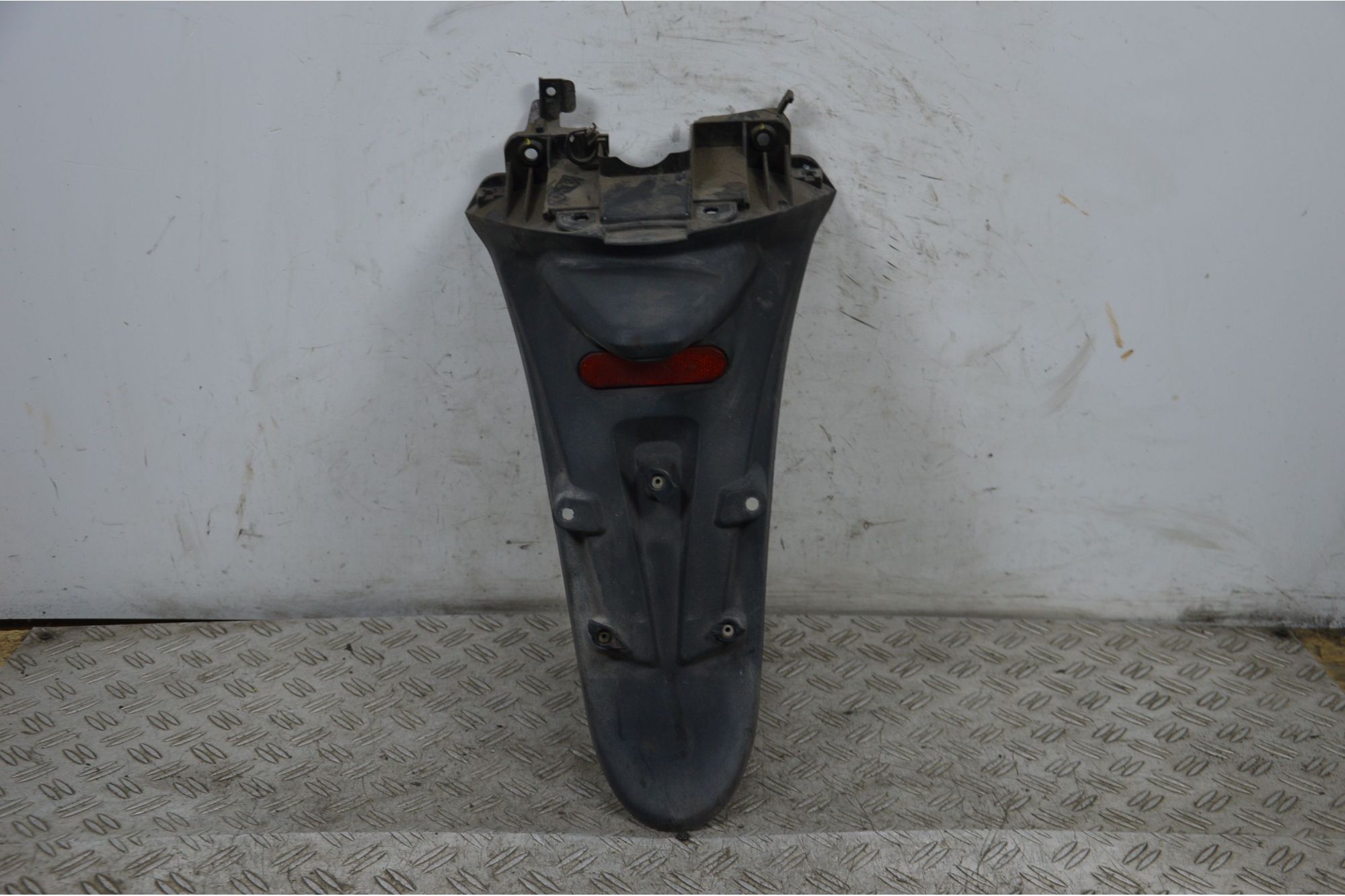 Carena portatarga posteriore Piaggio Liberty 50 I-Get dal 2016 al 2019  1703849273626