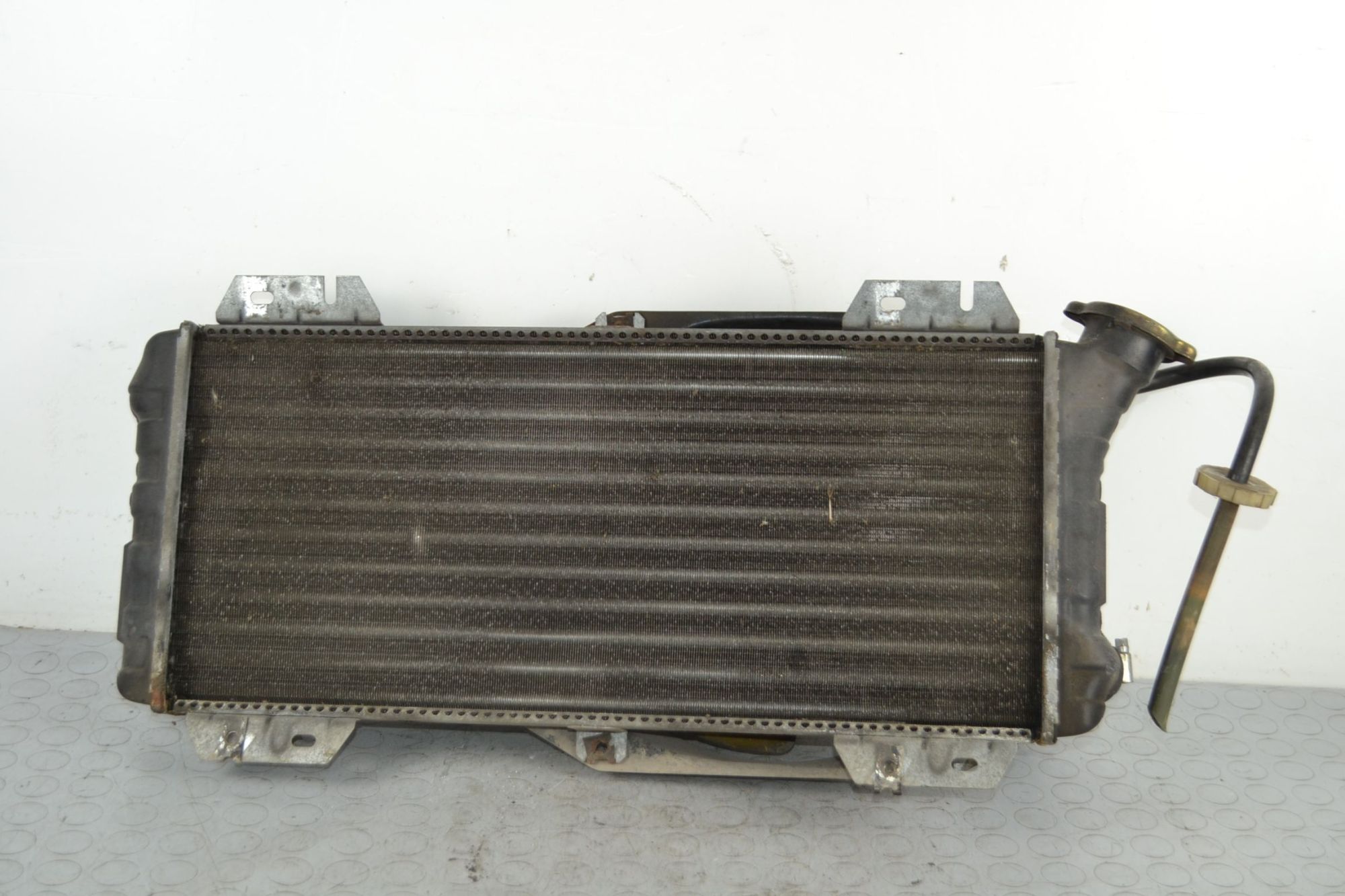 Radiatore acqua e elettroventola Ford Fiesta I Dal 1976 al 1983 1.1 cc  1703858627168
