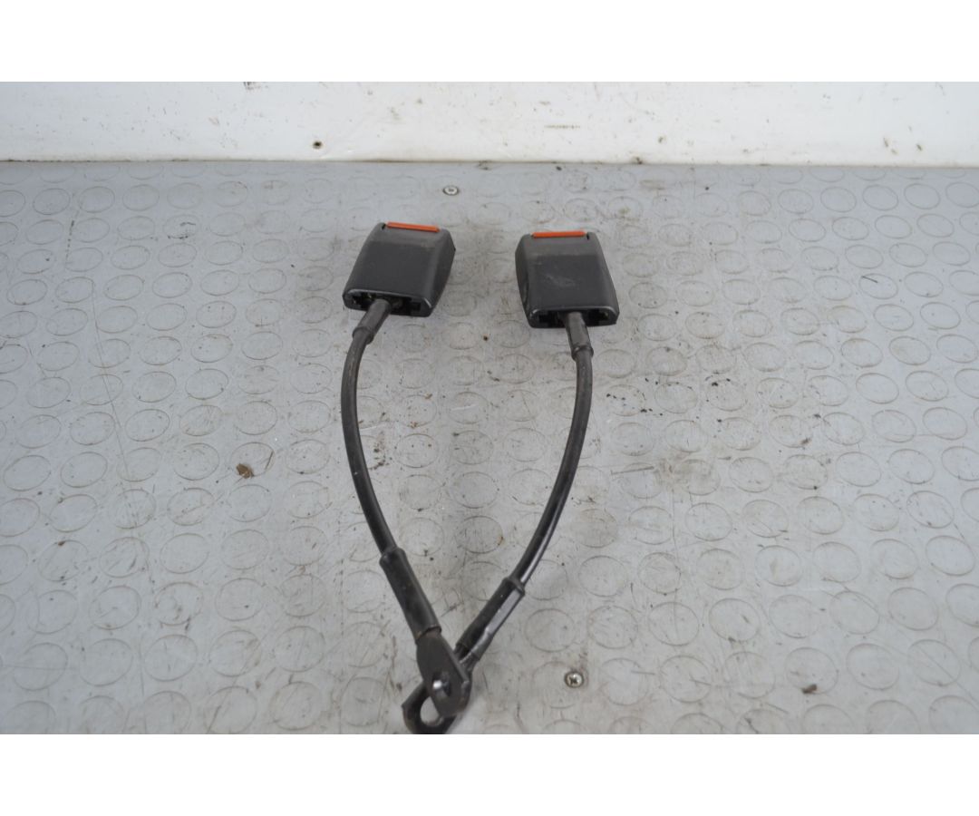 Alloggi ancoraggio cinture di sicurezza Ford Fiesta MK1 Dal 1976 al 1983 DX e SX  1704203124127