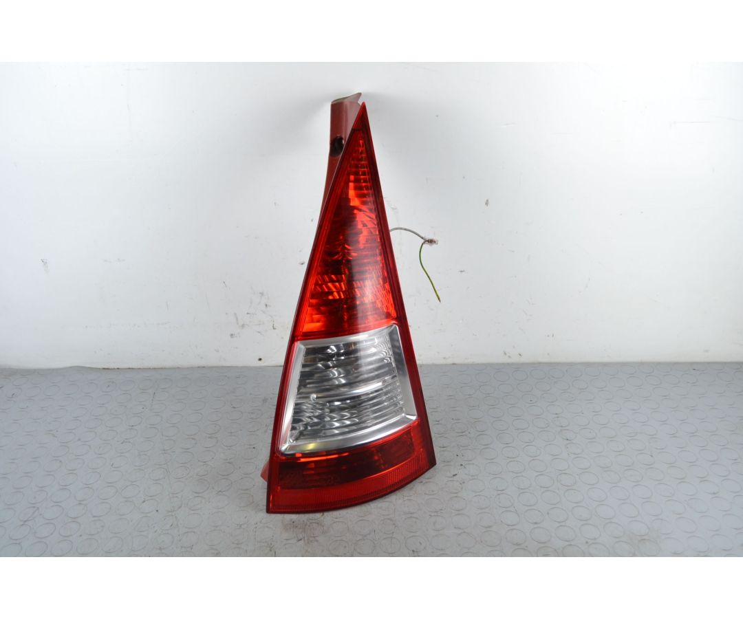 Fanale Stop Posteriore DX Citroen C3 I dal 2005 al 2009 1704272298071 Fanale Stop Posteriore DX Citroen C3 I dal 2005 al 2009 1704272298071