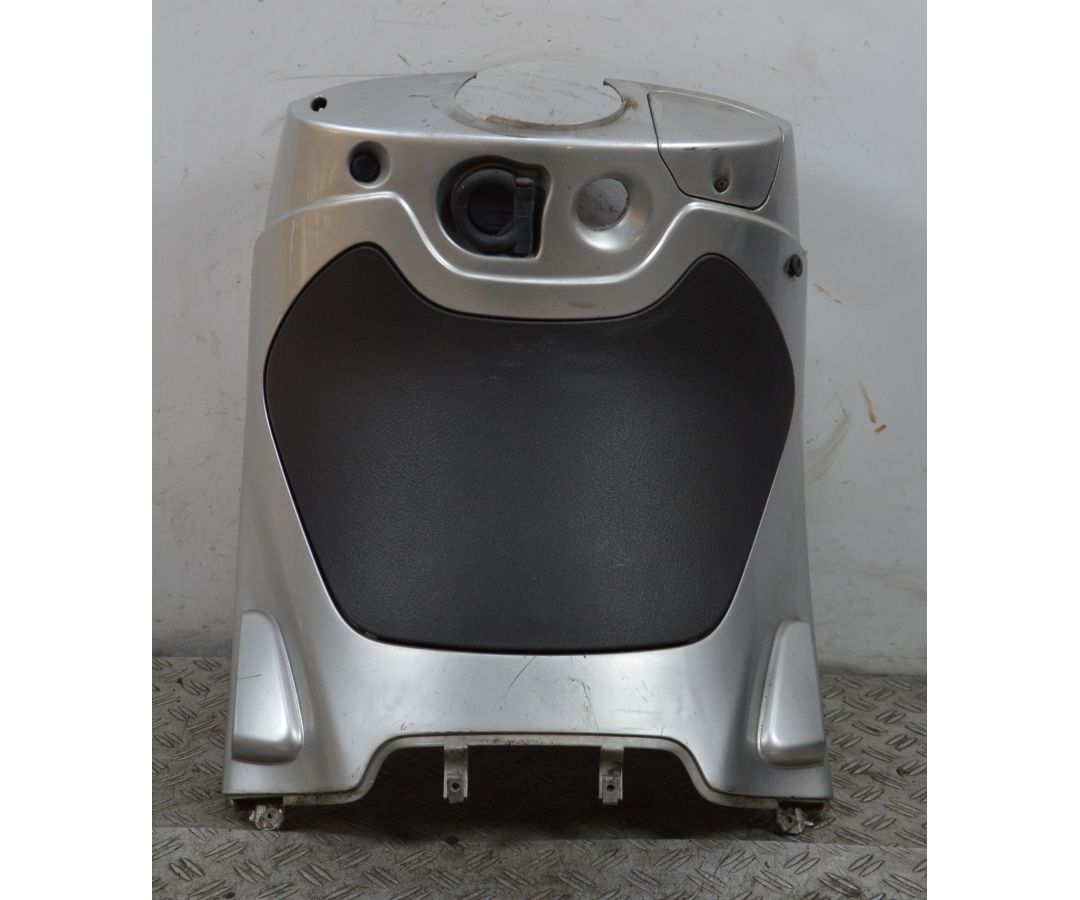 Carena Retroscudo Piaggio Beverly 250 dal 2001 al 2010 1704274559231 Carena Retroscudo Piaggio Beverly 250 dal 2001 al 2010 1704274559231