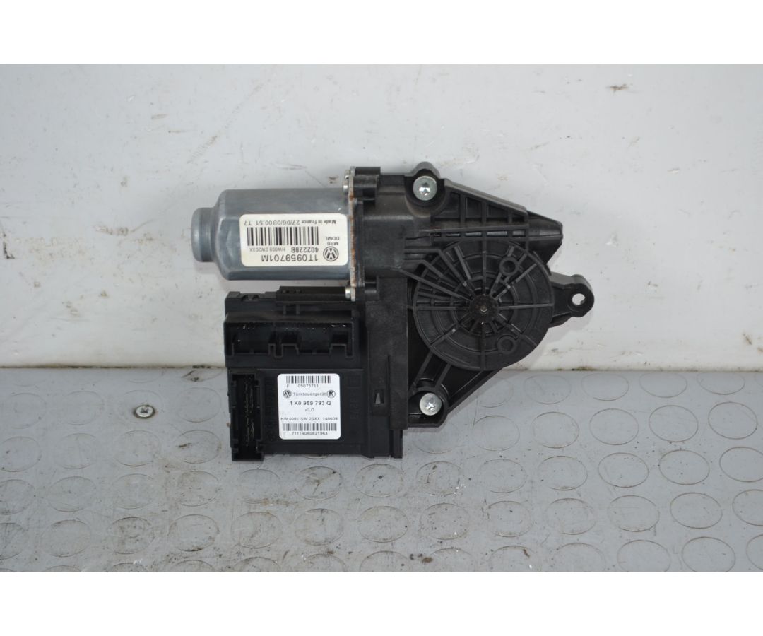 Motorino Alzacristalli Anteriore SX Volkswagen Touran dal 2007 al 2015 Cod 1k0959793q  1704277506829