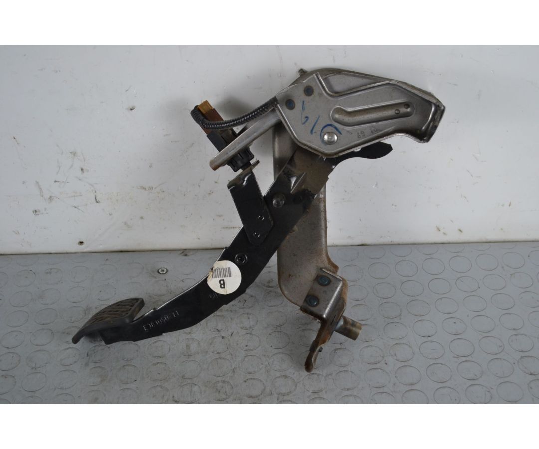 Pedale Frizione Nissan Qashqai / Qashqai +2 dal 02/2010 al 12/2013 Cod 46503JD900 Cod motore K9K 430  1704383480686