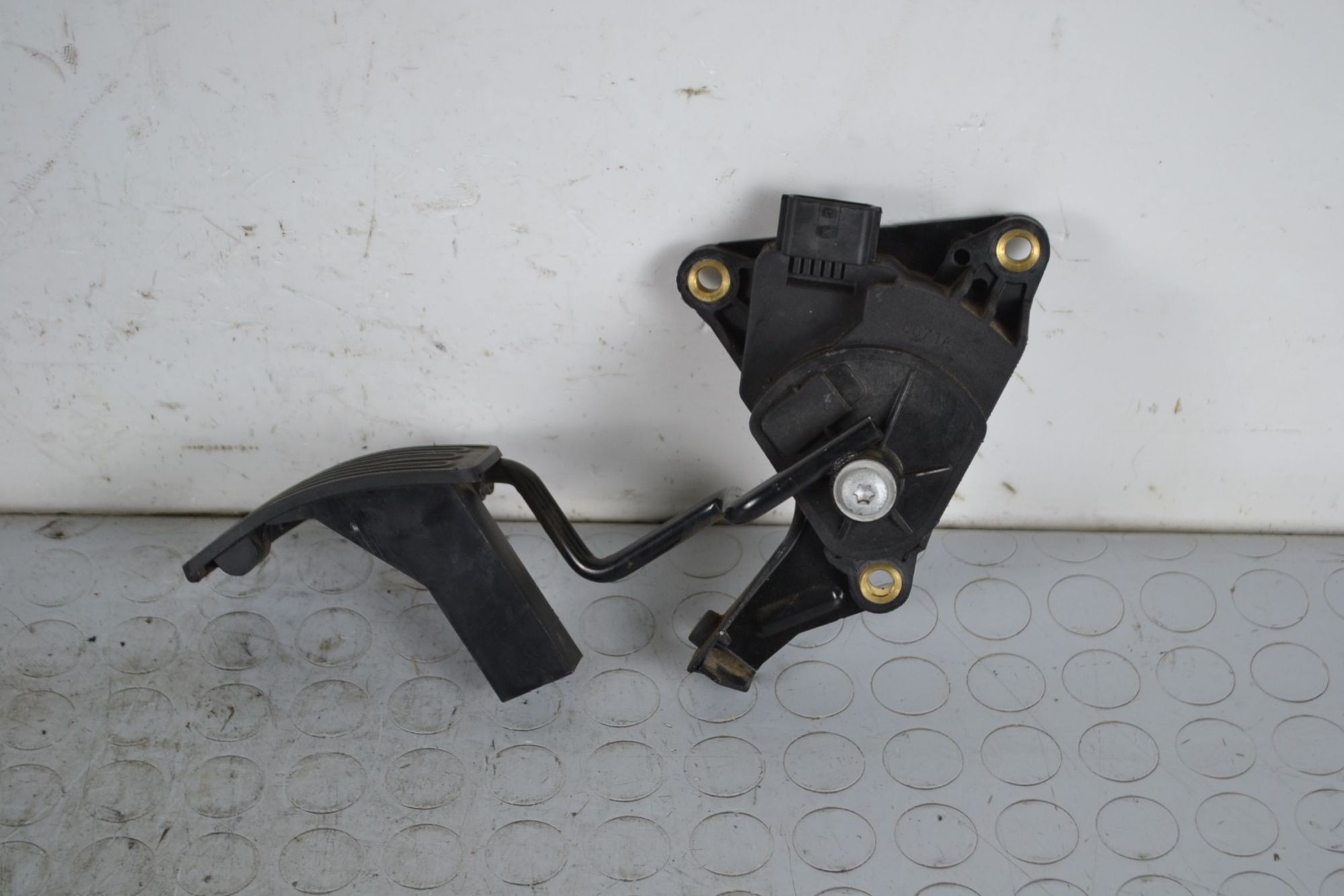 Pedale Acceleratore Nissan Qashqai / Qashqai +2 dal 02/2010 al 12/2013 Cod 18002BR65B Cod motore K9K 430  1704385060664