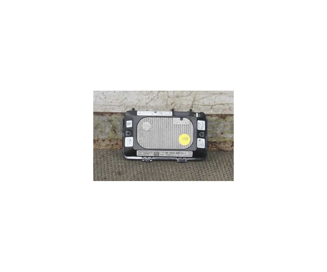 Modulo caricabatterie Volkswagen Golf 7 dal 2012 al 2019 codice : 5NA980611  2411111149942