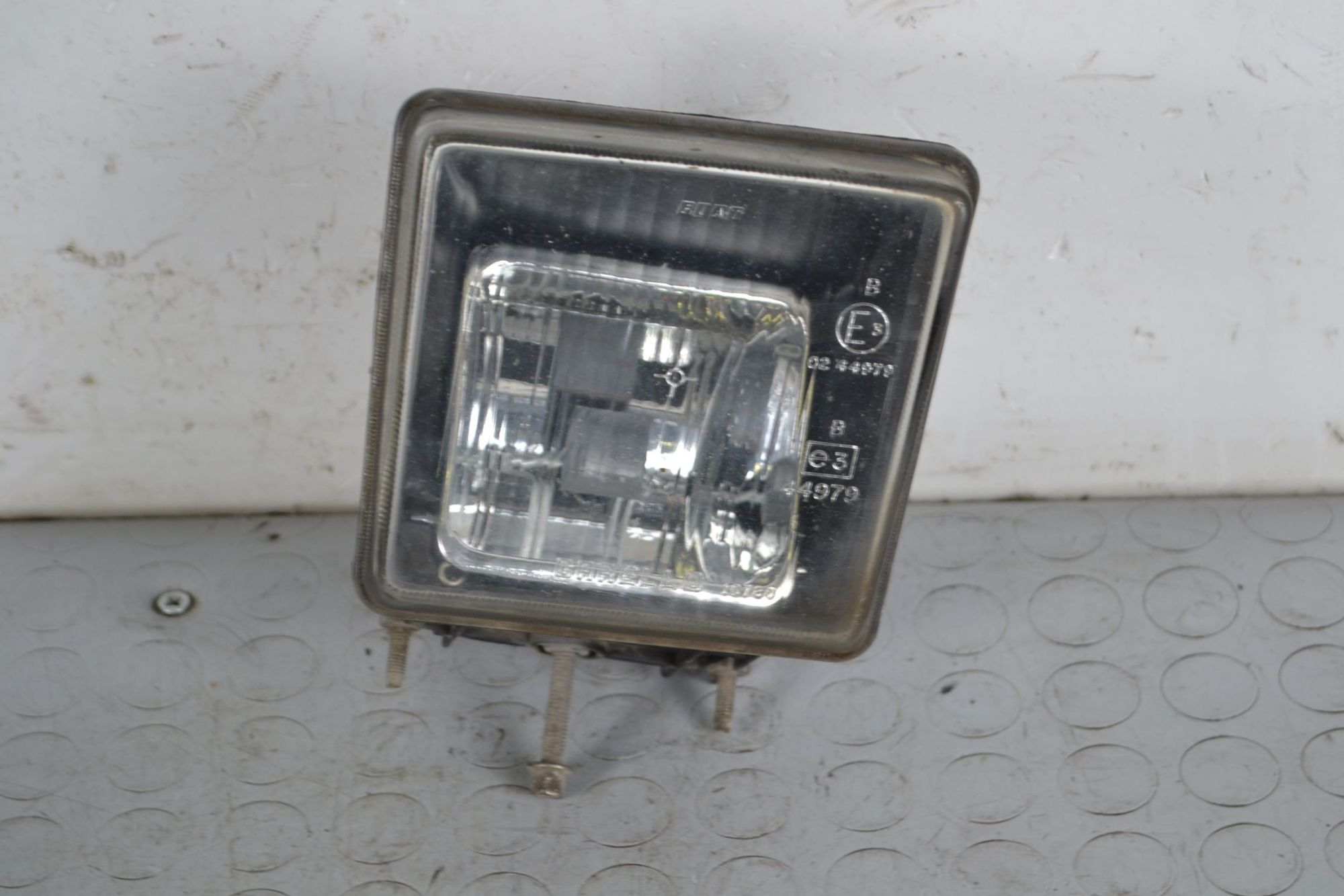 Fendinebbia Anteriore SX Fiat Uno 146 dal 01/1989 al 09/1995 Cod 7674699  1704454291944