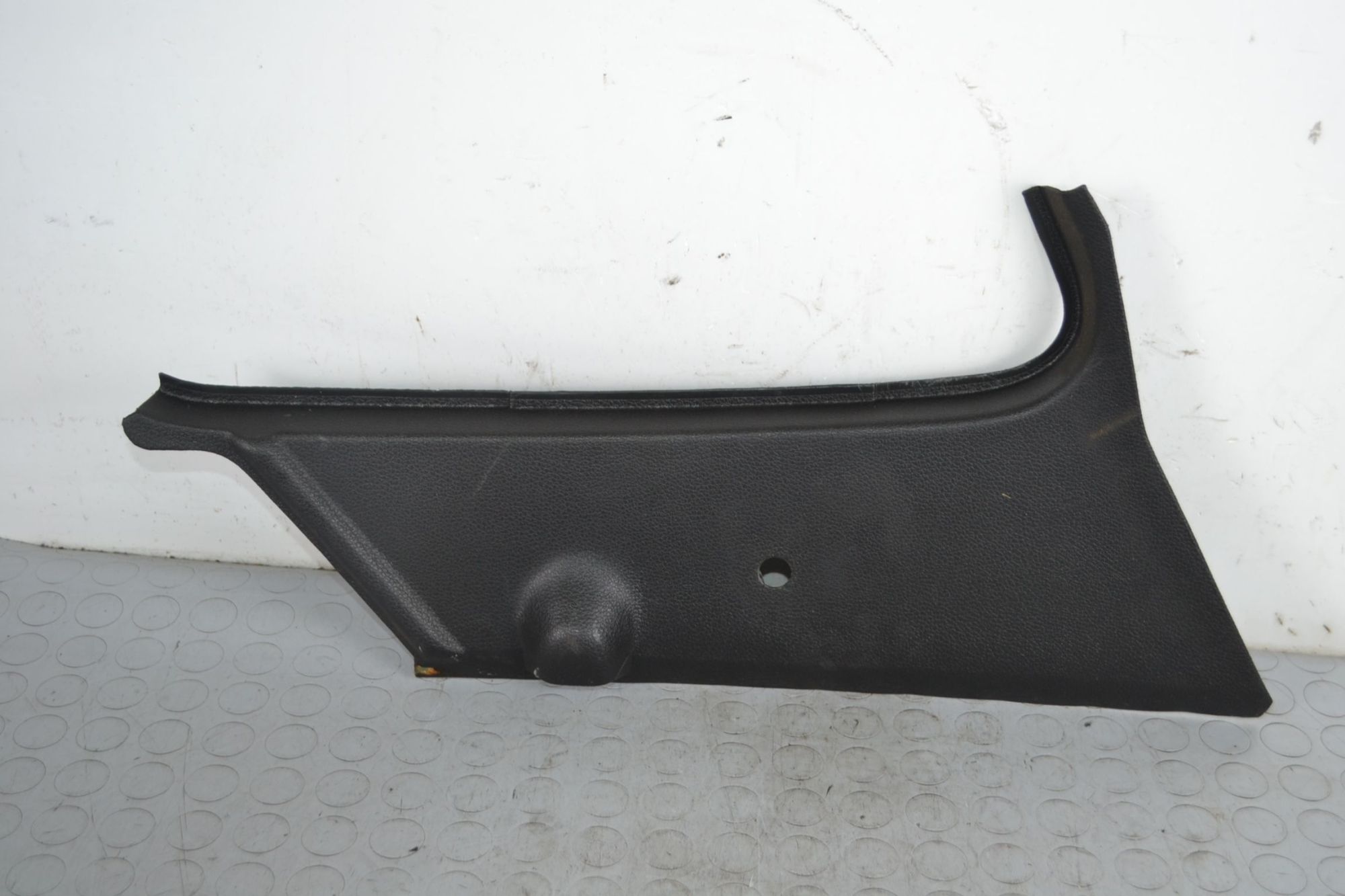 Rivestimento montante posteriore SX Fiat Uno 5 porte Dal 1989 al 1995 Cod 18174768  1704705946883