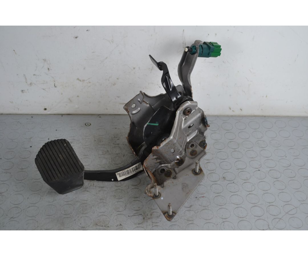 Pedale Freno Peugeot 3008 dal 01/2013 al 02/2017 Cod 4501AK Cod motore RHH  1704729877040