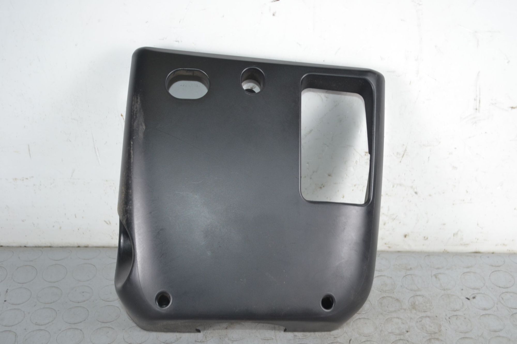 Copertura inferiore piantone dello sterzo Peugeot 306 CC Dal 1992 al 1996 Cod 9611444077  1704966783210