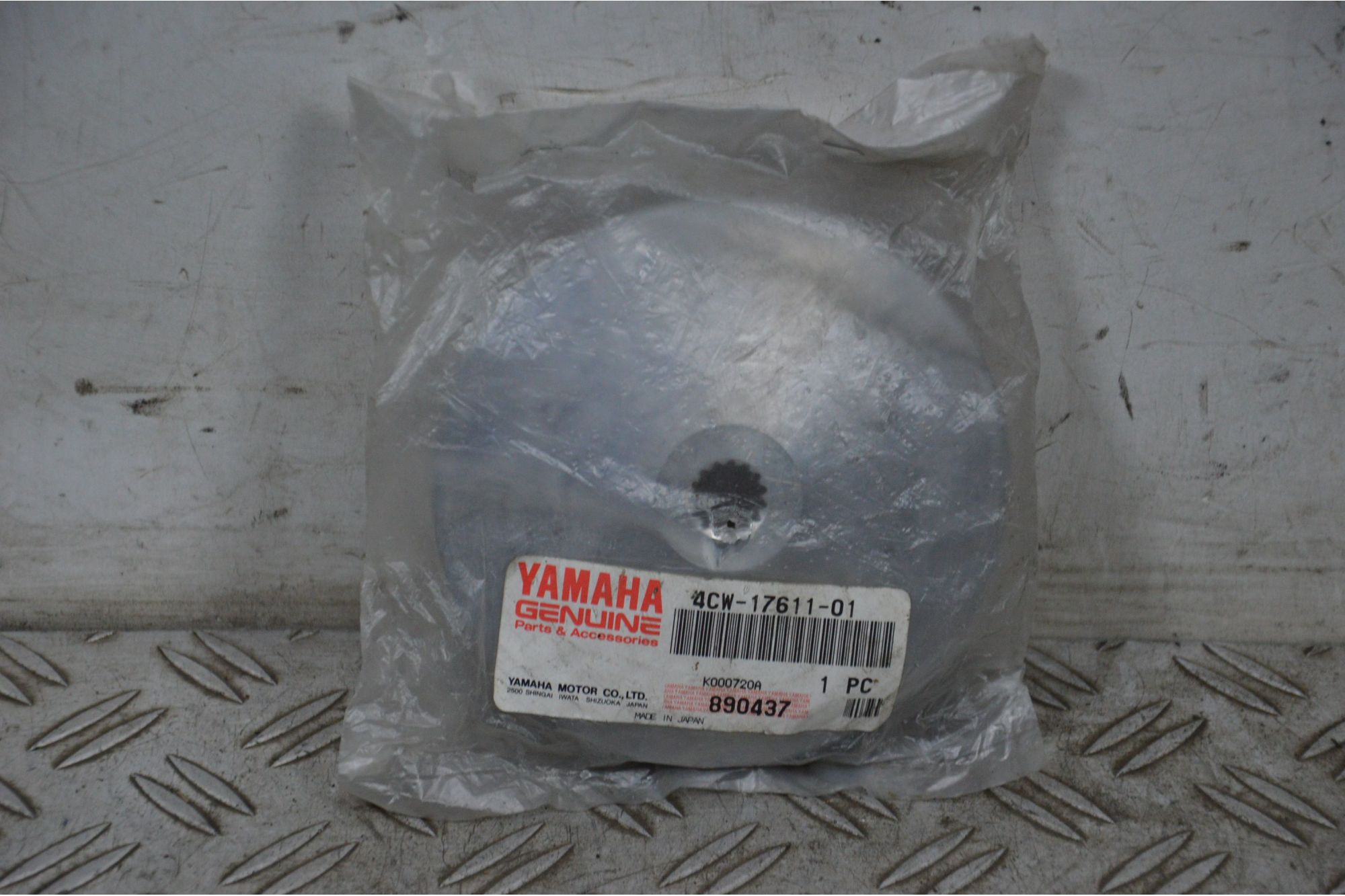 Semipuleggia Variatore Yamaha Cygnus/MBK Flame 125 Dal 2006 al 2013 COD CW-17611-01 Fondo Di Magazzino  1705048009051