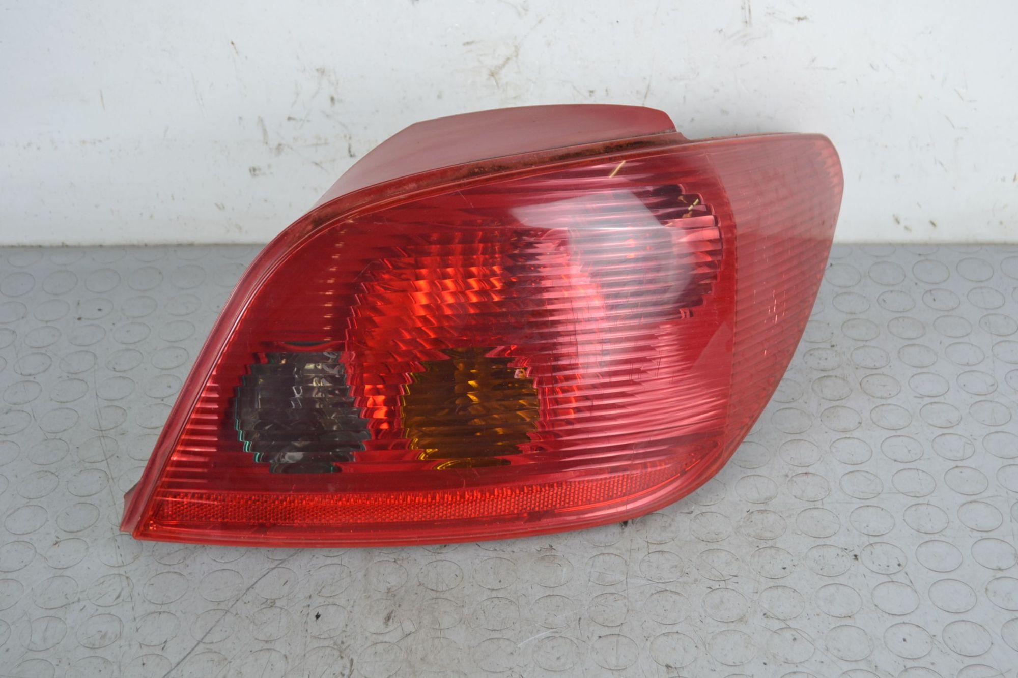 Fanale Stop Posteriore DX Peugeot 307 dal 2001 al 2005 Cod 6351P3  1705073697780