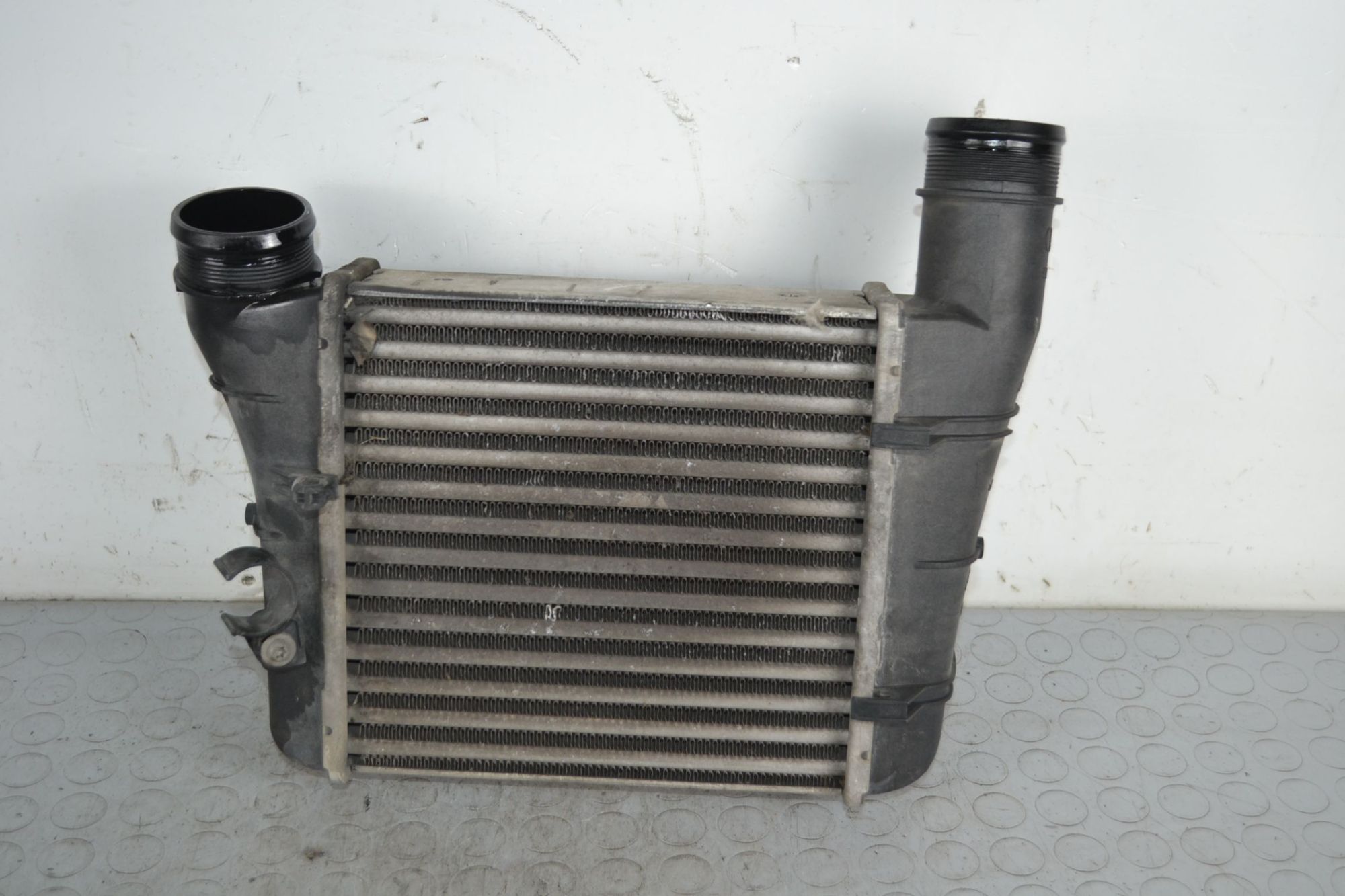 Radiatore intercooler Audi A4 Avant Dal 2004 al 2008 Cod 3058625  1705075817483