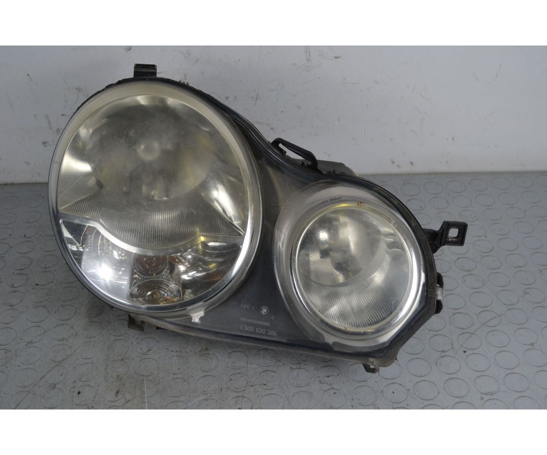 Faro Anteriore DX Volkswagen Polo 9N dal 2001 al 2005 Cod 0301190202  1705326059921